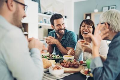  چگونه با بودجه محدود، بهترین دورهمی را برگزار کنیم ؟