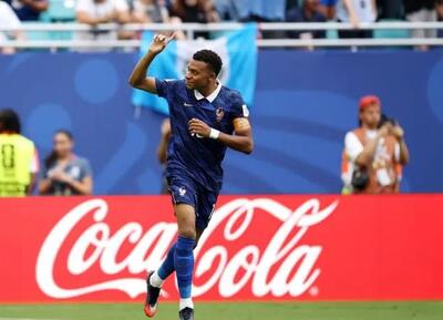 رکورد عجیب و غریب امباپه؛ ۳ کفش طلا در یک فصل!