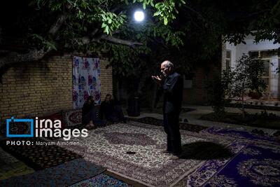  مردی میانِ دو جبهه