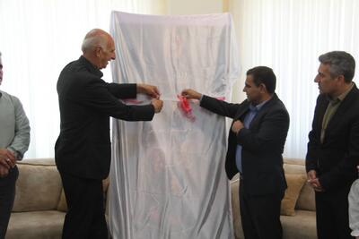  شیرخوارگان ایلام در پناه دستان مهربان سالمندان