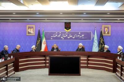 پزشکیان: در هیچیک از بندهای ۱۴ گانه تفاهمنامه عقبنشینی نکردیم/ مهمترین میدان نبرد امروز، عرصه اقتصاد و معیشت مردم است/ تلاش میکنیم عدالت مبنای تصمیمگیری و عمل دولت باشد/ وحدت و هماهنگی امروز میان قوای سهگانه کمنظیر و شایسته قدردانی است