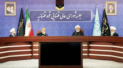 باید مراقب مرجفون، منافقین و نفوذیها باشیم