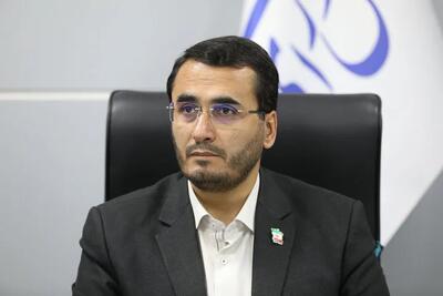  متفکرآزاد: تنگه هرمز از کنترل ایران خارج نخواهد شد
