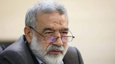 محکومیت کامران غضنفری به اتهام افترا و نشر اکاذیب علیه «حسن روحانی» - مردم سالاری آنلاین