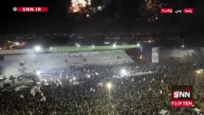 آسمان یمن در شب آغاز ممنوعیت دریایی عربستان نورباران شد