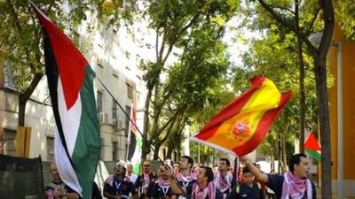  اهتزاز پرچم فلسطین در جشن قهرمانی اسپانیا + فیلم