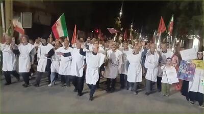  حضور مردم کفن پوش نهاوند در میدان مقاومت برای حمایت از انتقام خون رهبر شهید انقلاب