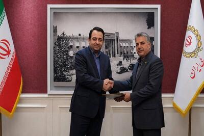  معاون برنامه‌ریزی و تحول بانک ملی ایران معرفی شد/ تاکید سیفی بر حرکت بانک ملی ایران در مسیر تحول، افزایش بهره‌وری، اصلاح فرآیندها و توسعه بانکداری نوین