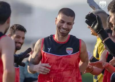 دوری یک ماهه ستاره پرسپولیسی فولاد