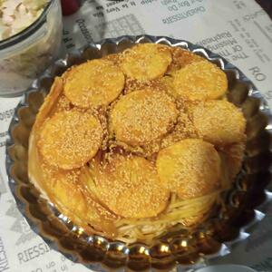 به امید روزهای بهتر تقدیم نگاهتان ماکارونی خوشمزه 😋😋😋😋
