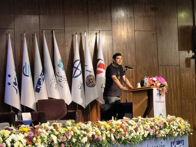 مدیر عامل آروانکلاد: با قطع اینترنت فعالیت اقتصادی دچار اختلال میشود/ نسبتدادن حملات بانکی به «بکدور آمریکایی» نوعی سلب مسئولیت است