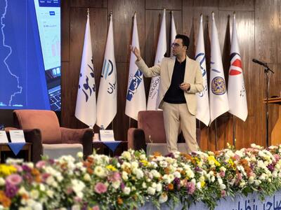  وصول نشدن ۱۵ میلیارد دلار درآمد نفتی؛ عامل مهم جهش نرخ ارز | گلوانی: حجم بازار غیررسمی ارز حدود ۳۰ تا ۴۰ میلیارد دلار است