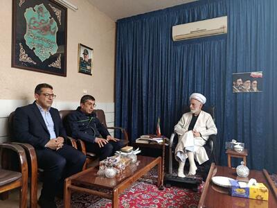تأکید امام جمعه اراک بر جمعآوری ماینرهای غیرمجاز و ساماندهی شبکههای توزیع برق