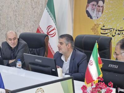 بانکهای استان مرکزی برای جذب منابع بنگاههای اقتصادی از پایتخت تلاش کنند