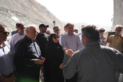 استاندار بوشهر: وزیر راه برای تأمین اعتبار پروژههای عمرانی شاخص استان قول مساعد داد