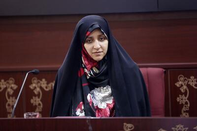 بهروزآذر: فاصله از مرکز نباید موجب احساس نادیدهگرفتهشدن شود