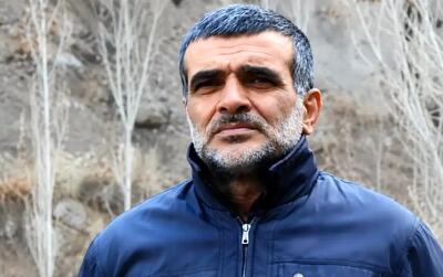 این مرد با این ظاهر قاتل فراری است/ عکس چهره باز علی اکبر نادری برای شناسایی مخفیگاهش منتشر می شود
