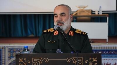 بازدید فرمانده نیروی زمینی سپاه از یگانهای عملیاتی/ انتقام خون قائد شهید امت و فرماندهان شهید نیز بهزودی گرفته خواهد شد