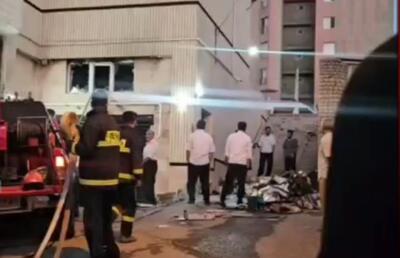 آتشسوزی در یک انبار داروخانه محله بهاران سنندج؛حادثه تلفات جانی نداشت