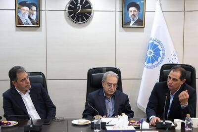  در شرایط جنگی، اجرای بخشنامه‌های عادی باید متوقف شود