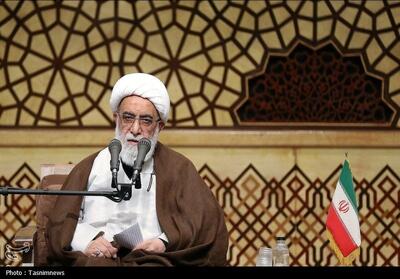  آیت‌الله شب‌زنده‌دار: انسان‌سازی رسالت اصلی حوزه‌های علمیه است - تسنیم