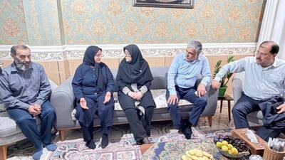 رسیدگی به مطالبات ایثارگران و شتاببخشی به توسعه بندر شهید بهشتی اولویت دولت است