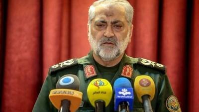  سردار شکارچی: آمریکایی‌ها هر سلاحی برای جنگ جهانی سوم کنار گذاشته بودند علیه ایران بکار گرفتند