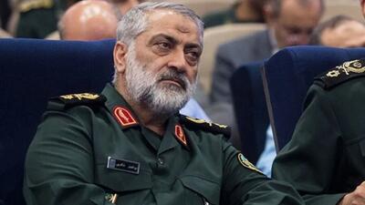  سردار شکارچی، سخنگوی نیرو‌های مسلح: روند تولید موشک‌های راهبردی هیچ‌گاه متوقف نشده و همزمان با عملیات‌های نظامی، ادامه دارد