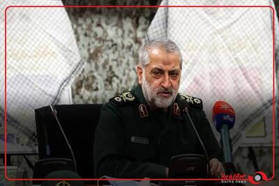  سردار شکارچی: آمریکایی‌ها هر سلاحی برای جنگ جهانی سوم کنار گذاشته بودند علیه ایران بکار گرفتند