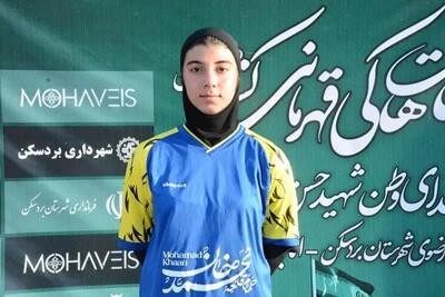  بانوی هاکی‌باز همدانی راهی مسابقات قهرمانی آسیا شد