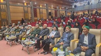 سواد در دنیای امروز، قدرت تشخیص حق از باطل و مقابله با جنگ شناختی دشمن است