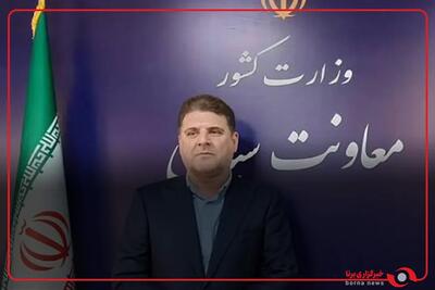 زینیوند: دو قطبی صلحطلب و جنگطلب متضاد با منافع کشور است