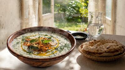 طرز تهیه آش بدون حبوبات خوشمزه و مجلسی