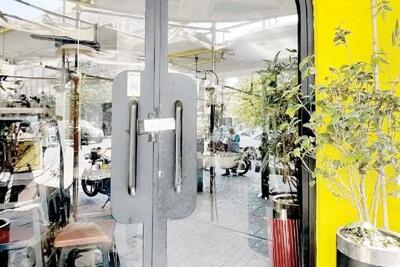 موج تازه پلمب کافهها در تهران؛ چرا کافههای سنایی، ایرانشهر و نوفللوشاتو تعطیل شدند؟