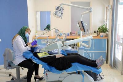 چرا دندانپزشکی در ایران به کالایی لوکس تبدیل شده است؟ | بخش بزرگی از جامعه ترجیح میدهد بهجای درمان، به کشیدن دندان یا تحمل درد روی بیاورد