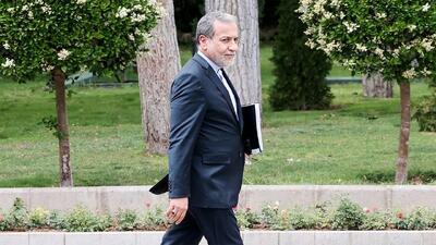  پاسخ عراقچی به تهدید ترامپ درباره حمله آمریکا به نیروگاه‌ها و پل‌های ایران