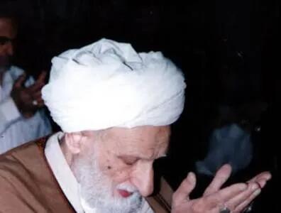 اصلاح امور انسان به اصلاح نماز است