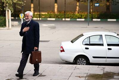  ببینید | انتقاد میرلوحی از مواضع سعید جلیلی: سوابق اجرایی و کارنامه عملیاتی ایشان طی چند دهه اخیر روشن نیست!
