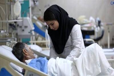 شریفیمقدم:حقوق پرستاران ۱۰۰ تا ۱۵۰ دلار است/ پرستار مملکت راننده تاکسی شده