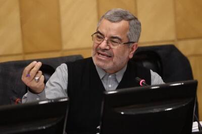 احمدی سنگر: ورود زباله خام به سراوان تخلف آشکار است