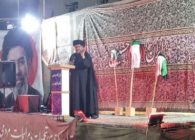  امام جمعه گناوه: حفظ وحدت راه عبور از توطئه‌های دشمن است