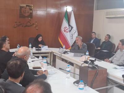 ماهیت حقوقی قراردادهای یکسان با حضور مسئولان قضایی و ثبتی بررسی شد