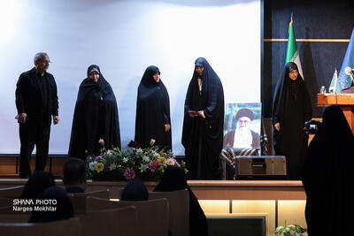 سومین همایش ایران بانو برگزار شد