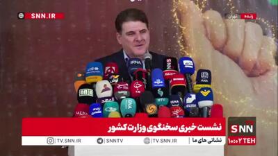 زینیوند: قرارداد خرید واگنهای چینی بسته شده؛ شرایط عادی شود حتما وارد کشور میشوند/ انصراف یا کنسل شدن نداریم