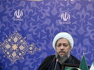 اقامه نماز جمعه در ٥٤ نقطه از استان کرمان
