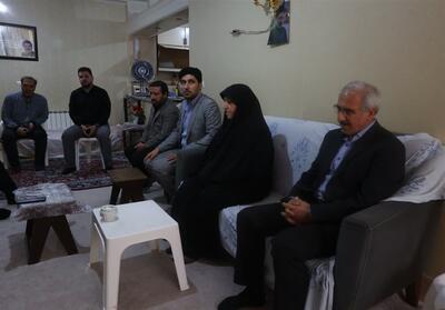  دیدار مسئولان بنیاد شهید با خانواده شهیدان نعمتی در البرز - تسنیم