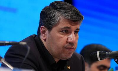 تاکید مدیرعامل بانک صادرات ایران بر ارتقای خدمات بانکی