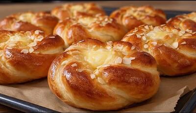 طرز تهیه نان کرم دار پودینگی خانگی خوشمزه و لذیذ در منزل