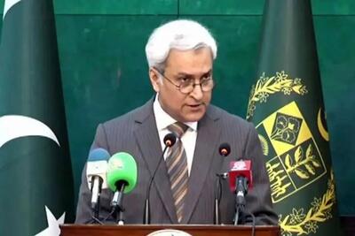 سخنگوی وزارت خارجه پاکستان: پیشنهاد پاکستان و قطر درباره آتشبس میان ایران و آمریکا را تایید یا تکذیب نمیکنم؛ این یک روند است و ما به محرمانه بودن آن پایبند هستیم/ مایوس نشدهایم و همچنان نسبت به تاثیر دیپلماسی امیدوار هستیم/ سفر وزیر کشور ایران به اسلامآباد، نشان دهنده تعهد مشترک به دیپلماسی است
