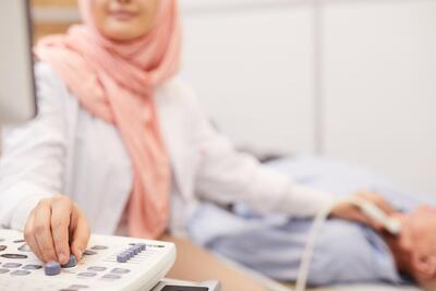  آیا سونوگرافی در منزل از نظر اقتصادی مقرون‌به‌صرفه است؟